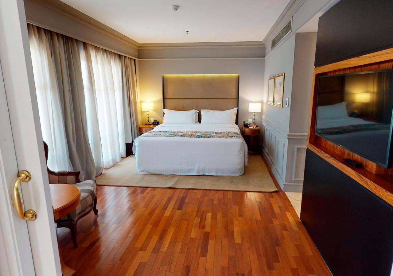 Hotel Gran Estanplaza Berrini São Paulo Exterior foto A bedroom at the hotel