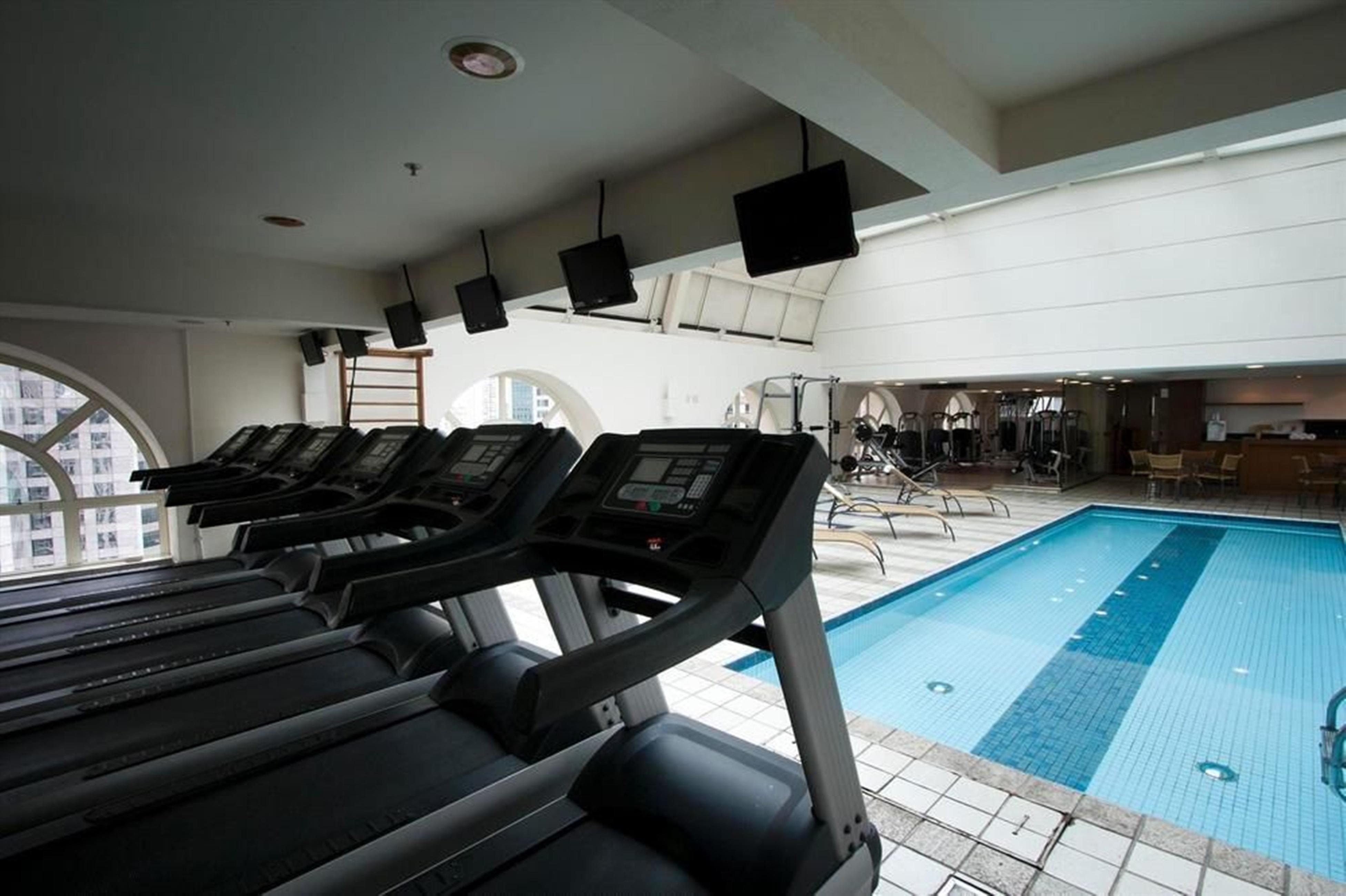 Hotel Gran Estanplaza Berrini São Paulo Exterior foto The gym at the hotel